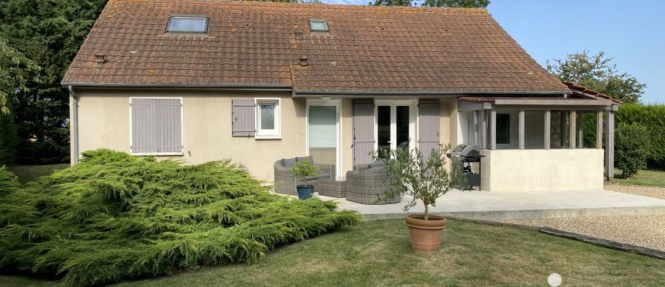 Maison 6 pièces de 145 m² à Ouerre (28500)