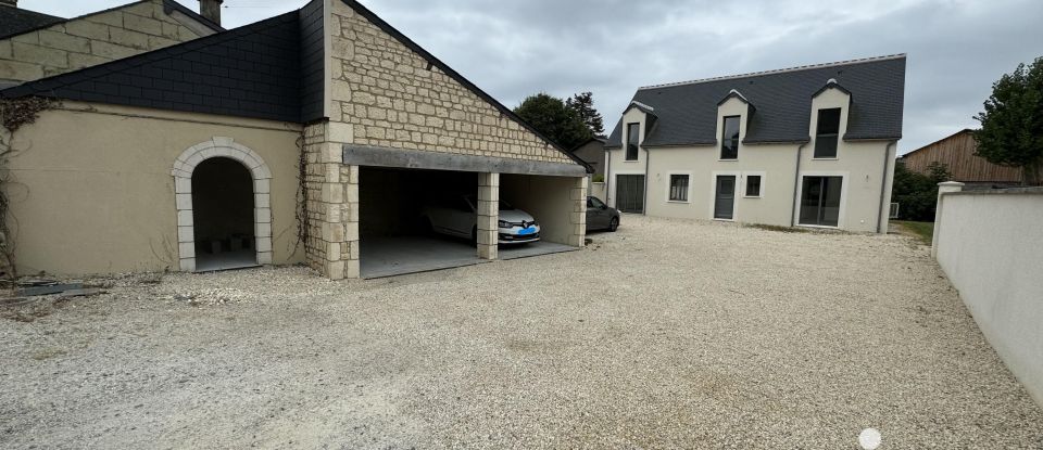 House 6 rooms of 175 m² in Avoine (37420)