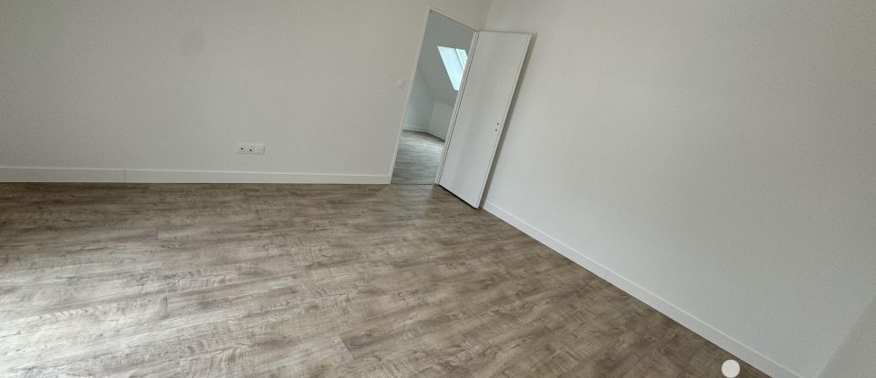 Maison 6 pièces de 175 m² à Avoine (37420)