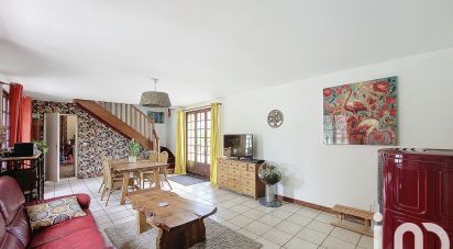 Maison de campagne 4 pièces de 103 m² à Flottemanville (50700)