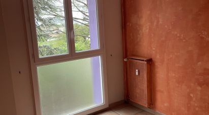 Appartement 3 pièces de 76 m² à Manosque (04100)