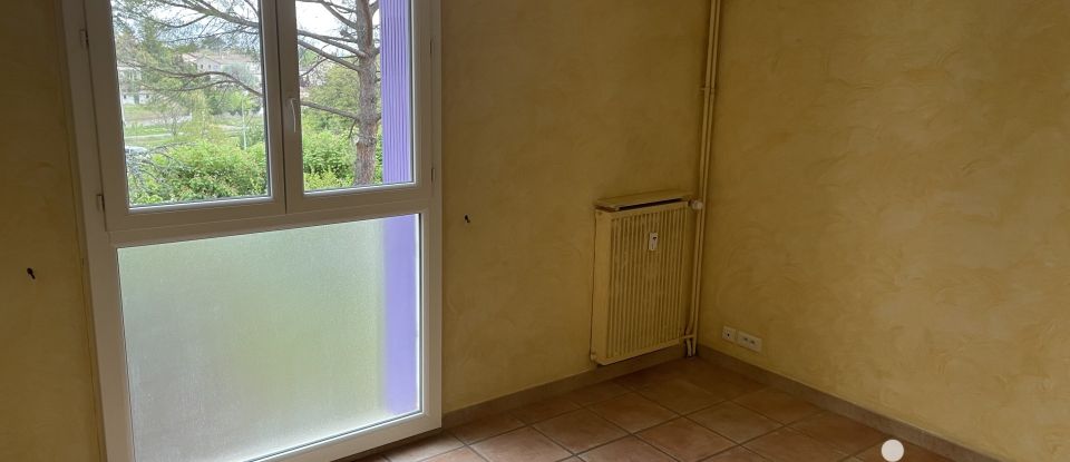 Appartement 3 pièces de 76 m² à Manosque (04100)