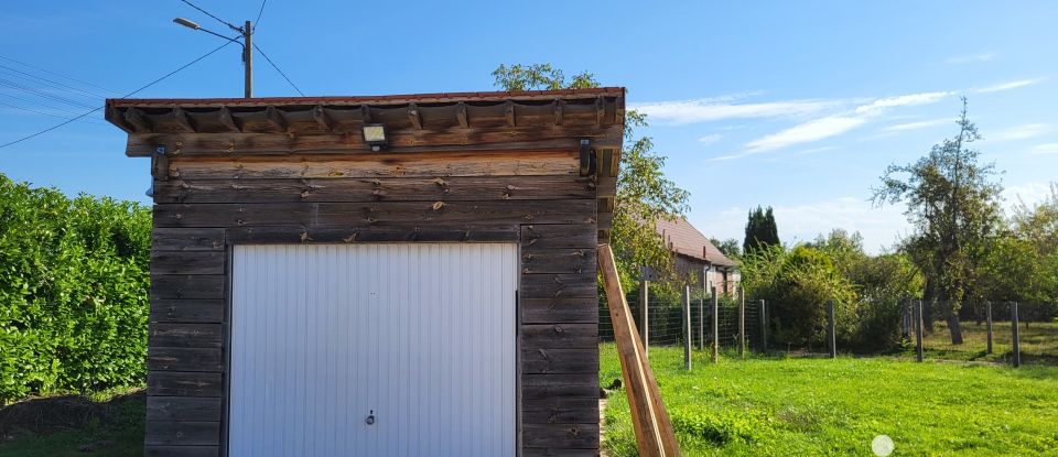 Maison 4 pièces de 100 m² à Bantanges (71500)