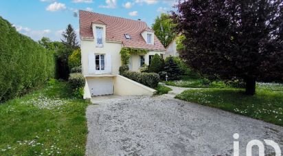 Maison traditionnelle 6 pièces de 140 m² à Villecresnes (94440)