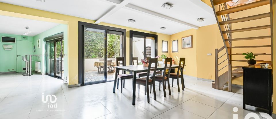 Maison 7 pièces de 164 m² à Nanterre (92000)