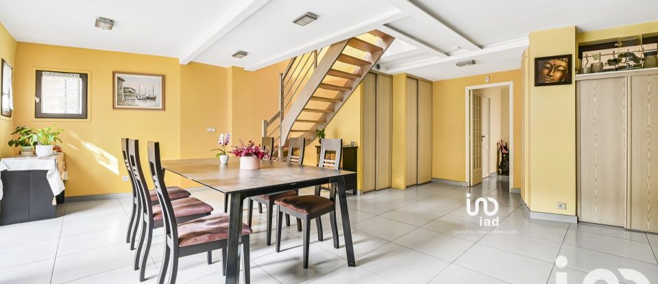 Maison 7 pièces de 164 m² à Nanterre (92000)