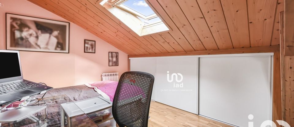 Maison 7 pièces de 164 m² à Nanterre (92000)