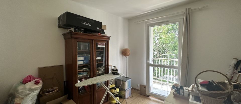 Appartement 4 pièces de 80 m² à Vaux-le-Pénil (77000)