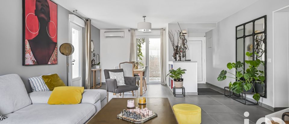 Maison traditionnelle 7 pièces de 152 m² à Colombes (92700)