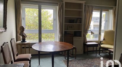 Appartement 3 pièces de 54 m² à Paris (75016)