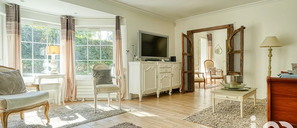 Traditional house 8 rooms of 188 m² in Triel-sur-Seine (78510)