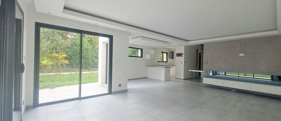 Maison 5 pièces de 129 m² à Vezin-le-Coquet (35132)