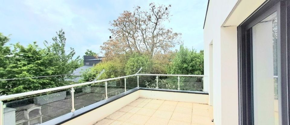 House 5 rooms of 129 m² in Vezin-le-Coquet (35132)