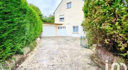 Maison 8 pièces de 164 m² à Vezin-le-Coquet (35132)