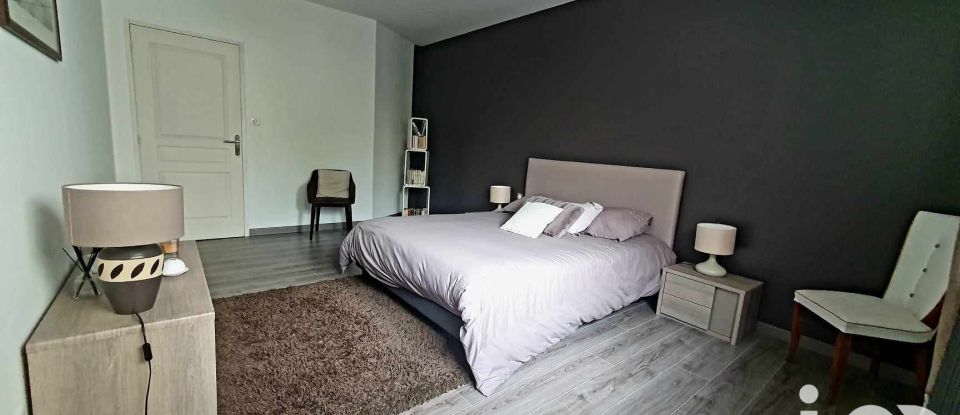 Loft 8 rooms of 317 m² in Limoges (87100)