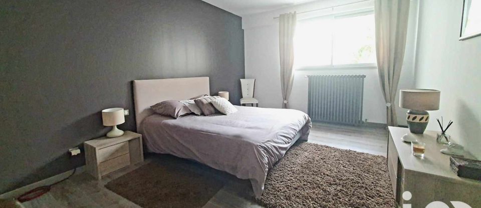 Loft 8 rooms of 317 m² in Limoges (87100)