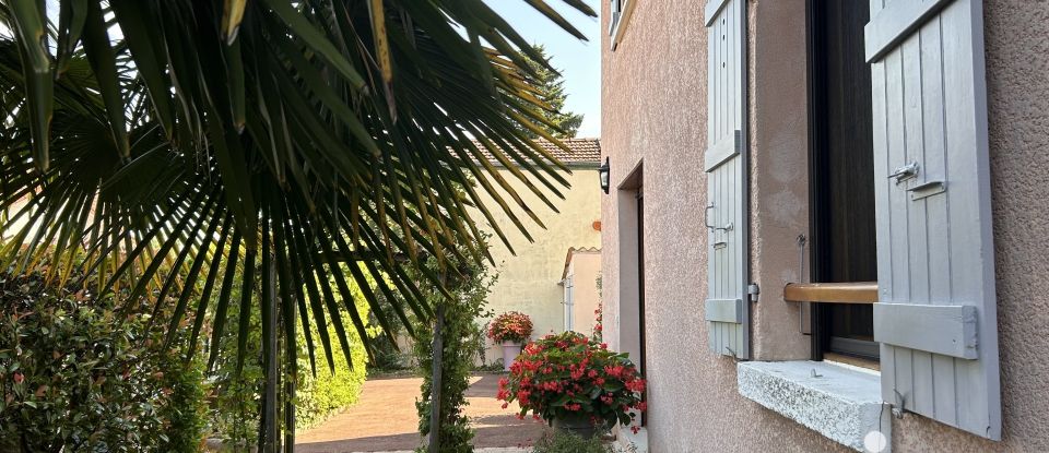 Traditional house 6 rooms of 136 m² in Chalon-sur-Saône (71100)