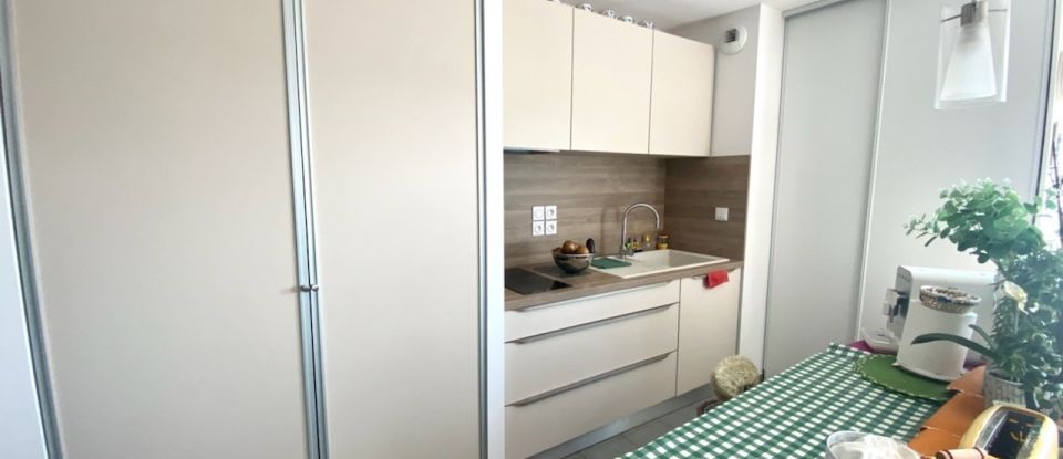 Appartement 3 pièces de 45 m² à Nîmes (30000)