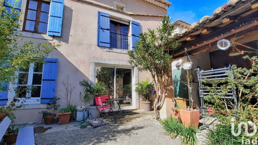 House 6 rooms of 180 m² in Maillane (13910)