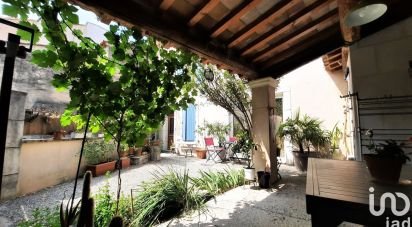 House 6 rooms of 180 m² in Maillane (13910)