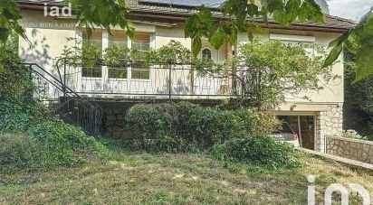 Traditional house 5 rooms of 100 m² in Amilly (45200)