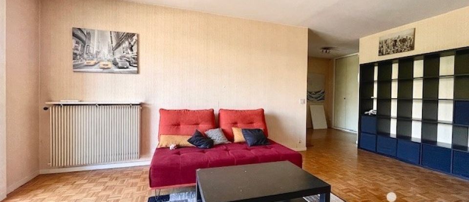 Appartement 3 pièces de 76 m² à Marseille (13009)