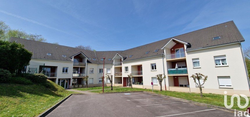 Apartment 3 rooms of 61 m² in Stiring-Wendel (57350)