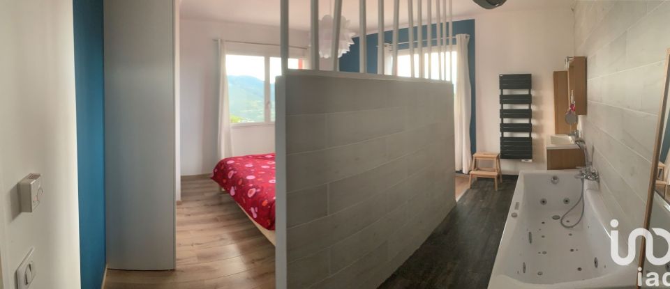 Appartement 3 pièces de 76 m² à Berre-les-Alpes (06390)