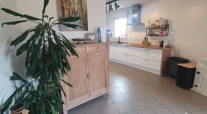 Maison 6 pièces de 126 m² à Ploëzal (22260)