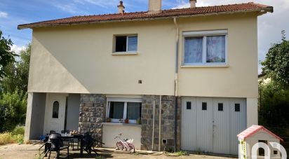 Pavillon 5 pièces de 112 m² à Arlanc (63220)