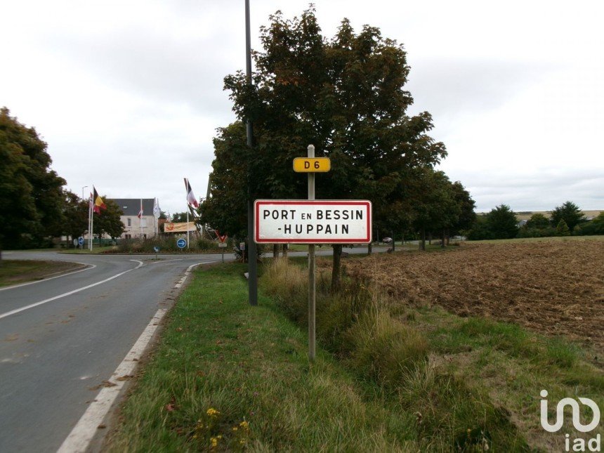 Terrain de 300 m² à Port-en-Bessin-Huppain (14520)