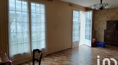 House 3 rooms of 100 m² in Saint-Amand-Longpré (41310)