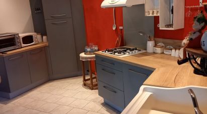 House 6 rooms of 156 m² in Saint-Maurice-près-Pionsat (63330)