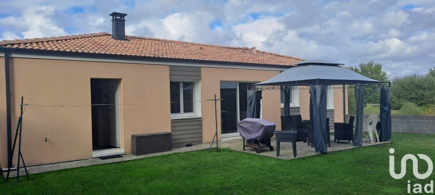 House 6 rooms of 96 m² in Toutlemonde (49360)