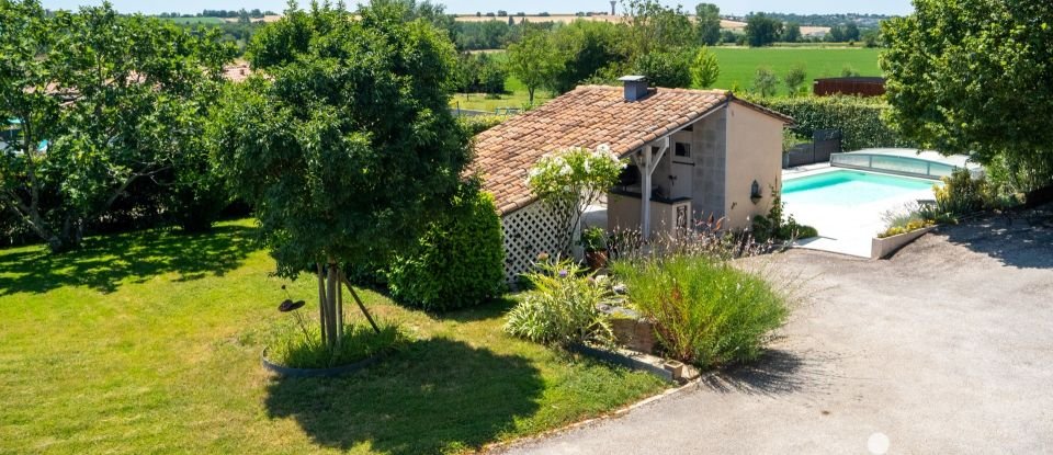 House 6 rooms of 296 m² in Sainte-Foy-d'Aigrefeuille (31570)