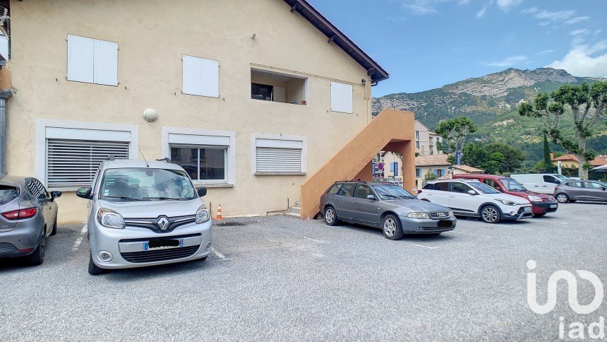 Building in Sisteron (04200) of 623 m²