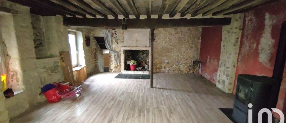 Village house 5 rooms of 95 m² in Villaines-la-Carelle (72600)