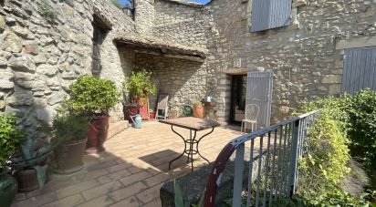 Maison 5 pièces de 175 m² à Aramon (30390)