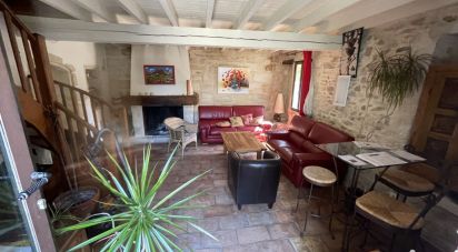 House 5 rooms of 175 m² in Aramon (30390)