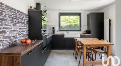 Maison 5 pièces de 180 m² à La Buisse (38500)