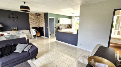 Pavilion 6 rooms of 114 m² in Bouzonville-aux-Bois (45300)