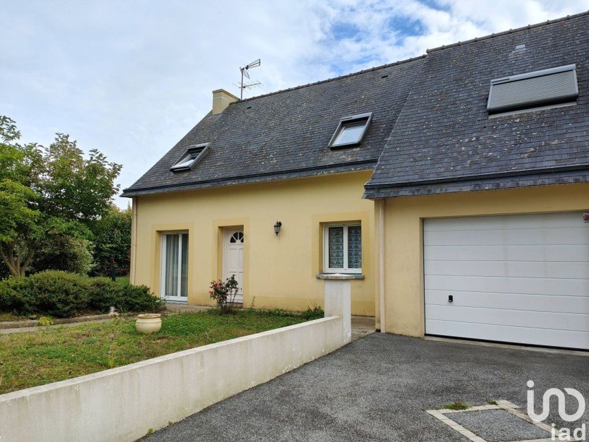 House 5 rooms of 126 m² in La Bouëxière (35340)