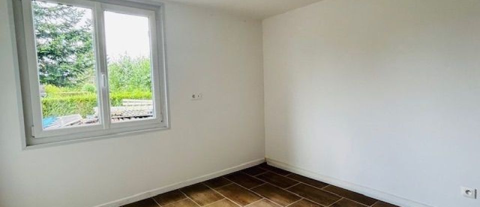 House 3 rooms of 108 m² in Roncherolles-en-Bray (76440)