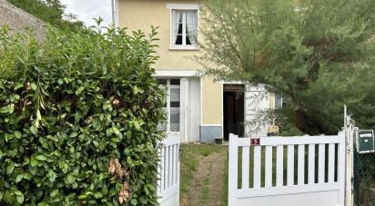 House 6 rooms of 98 m² in Dunet (36310)