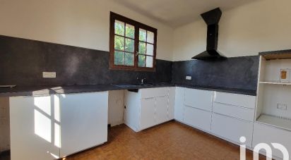 Traditional house 5 rooms of 98 m² in Saint-Geniès-de-Malgoirès (30190)