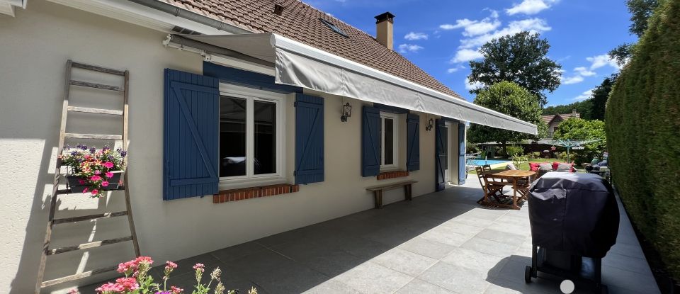 Maison traditionnelle 7 pièces de 141 m² à Amboise (37400)