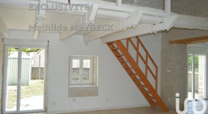 Maison de village 4 pièces de 72 m² à Aiffres (79230)