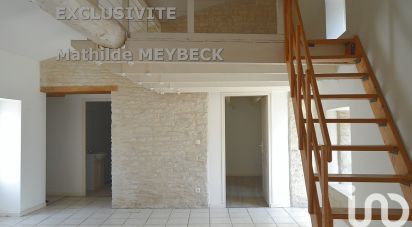 Maison de village 4 pièces de 72 m² à Aiffres (79230)