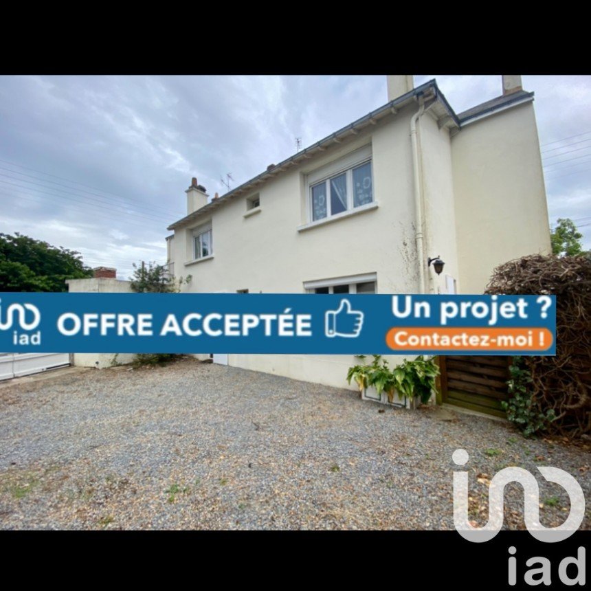 Traditional house 8 rooms of 162 m² in Saint-Nazaire (44600)