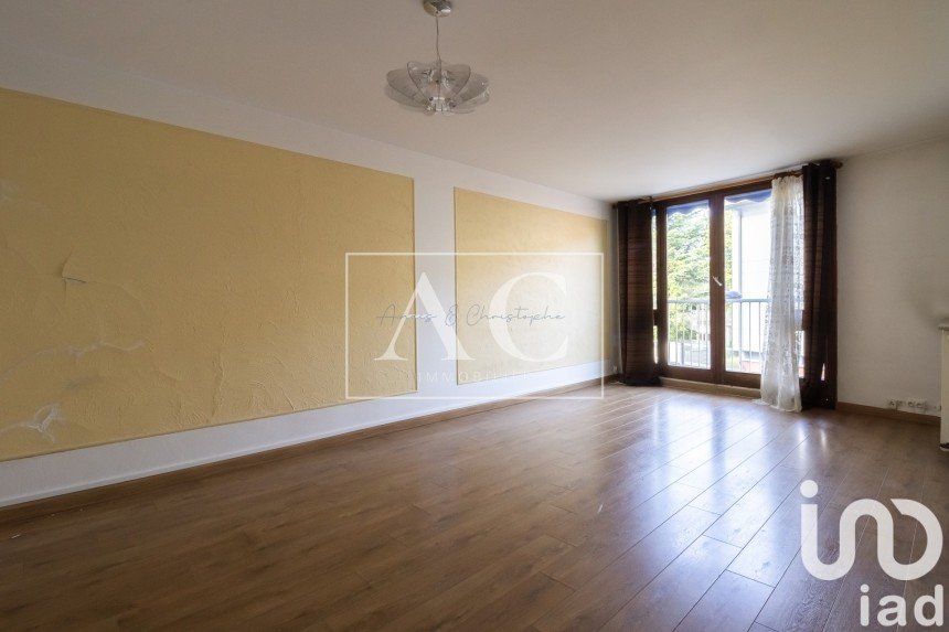 Appartement 3 pièces de 72 m² à Rambouillet (78120)